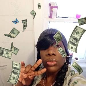 Meet your Posher, Lucky